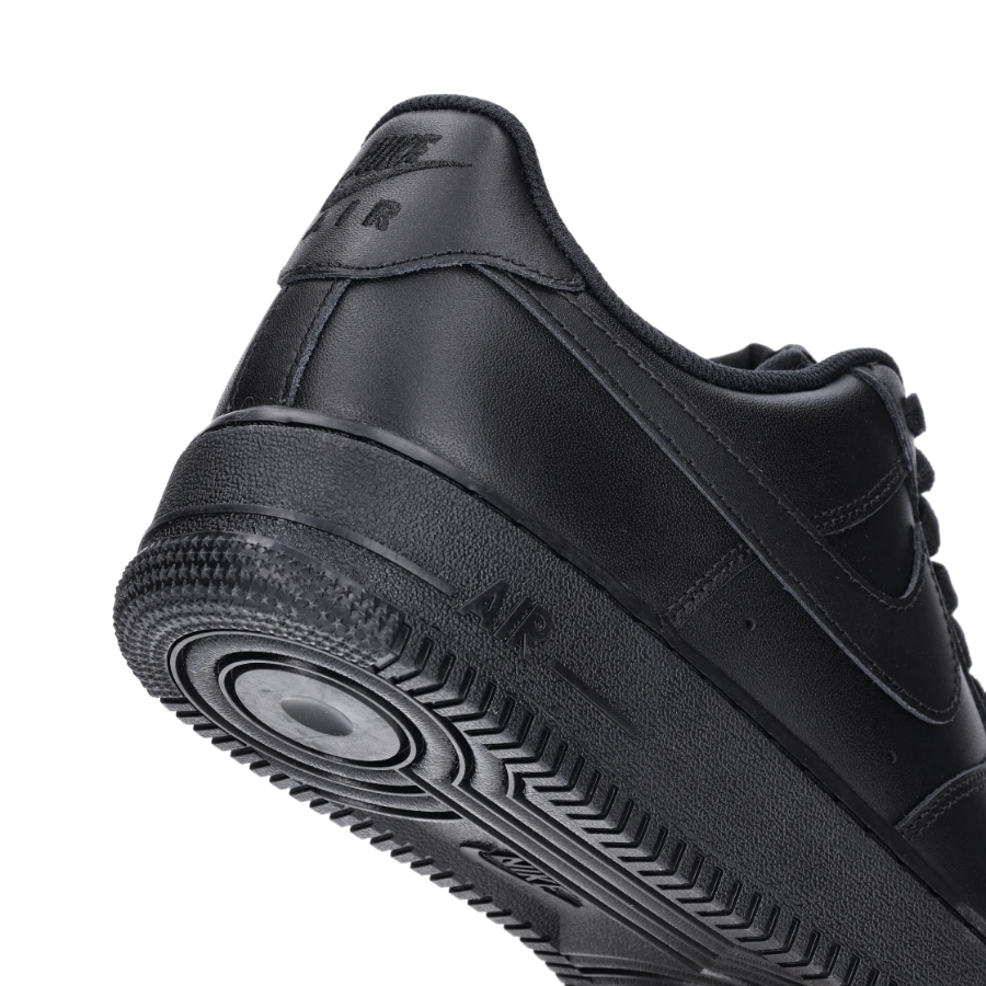 Nike Air Force 1 '07 Low Triple Black