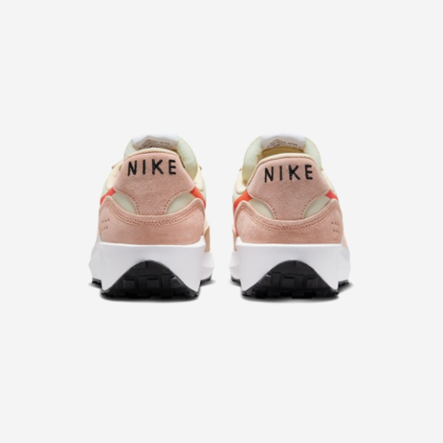 NIKE WAFFLE DEBUT REFRESH