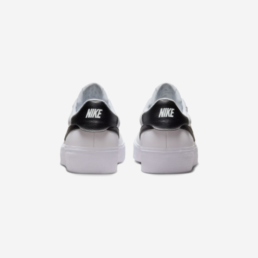 Nike Court Shot