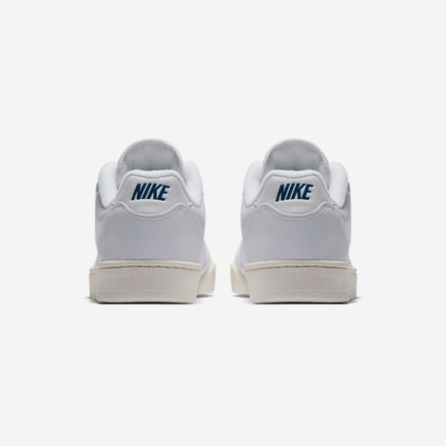Nike Grandstand II