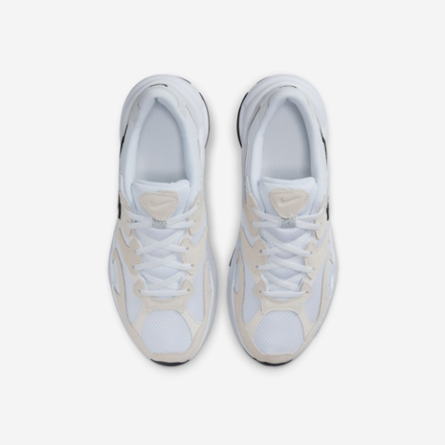 (W) Nike AL8