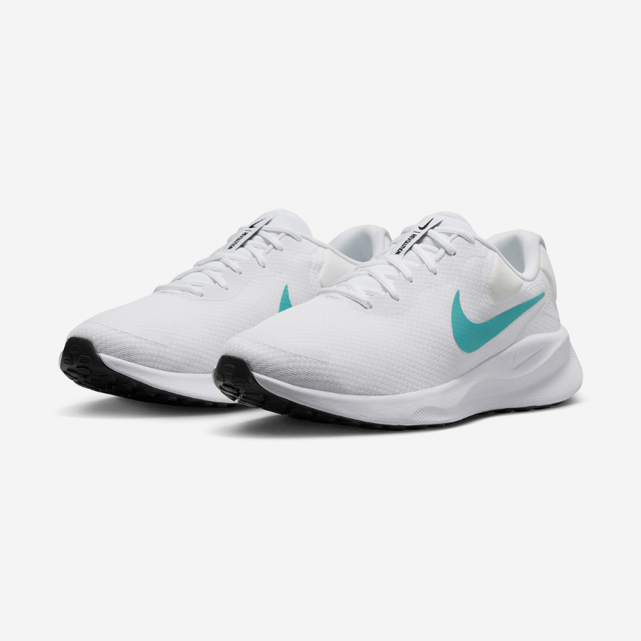 NIKE REVOLUTION 7