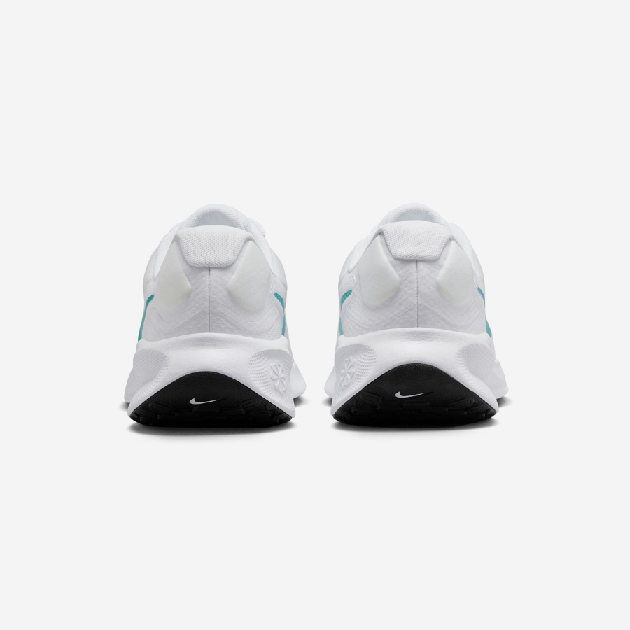 NIKE REVOLUTION 7
