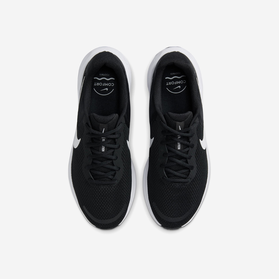 NIKE REVOLUTION 7