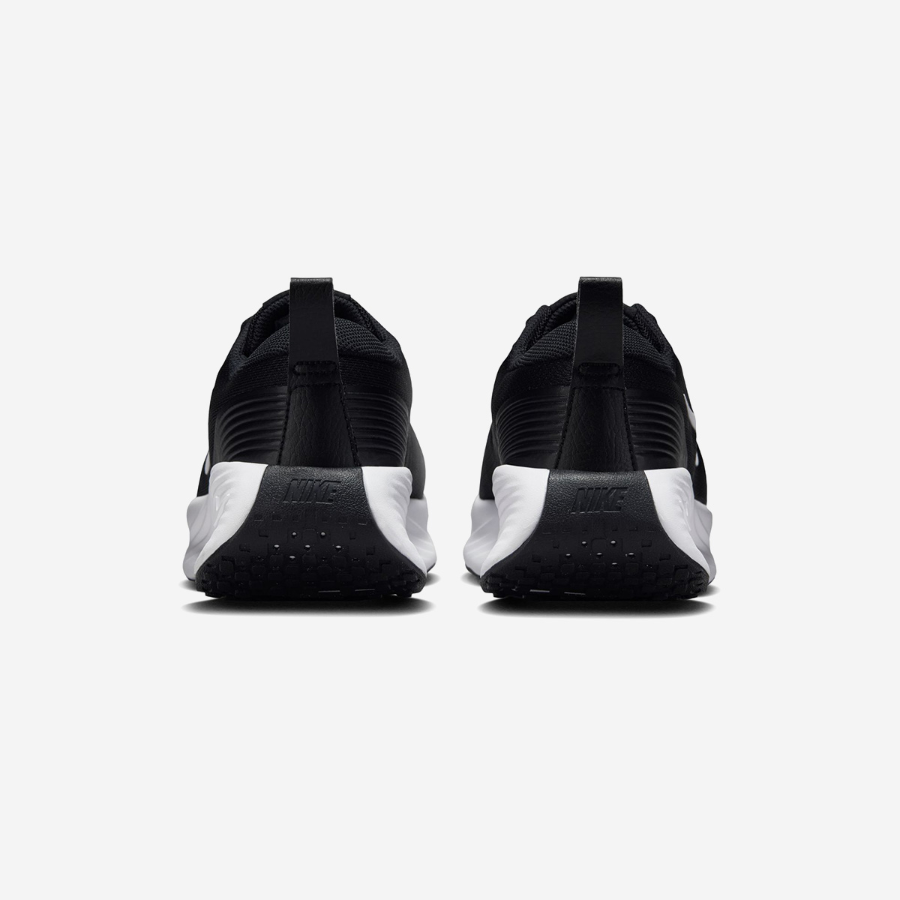 (W) NIKE PROMINA