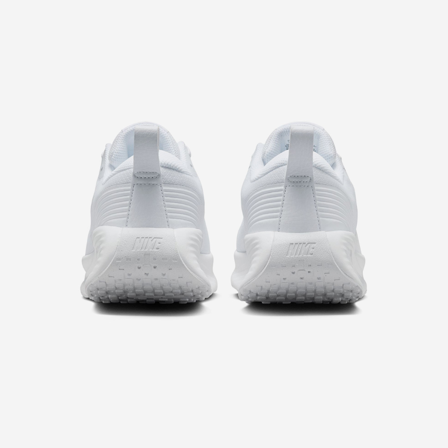 (W) NIKE PROMINA