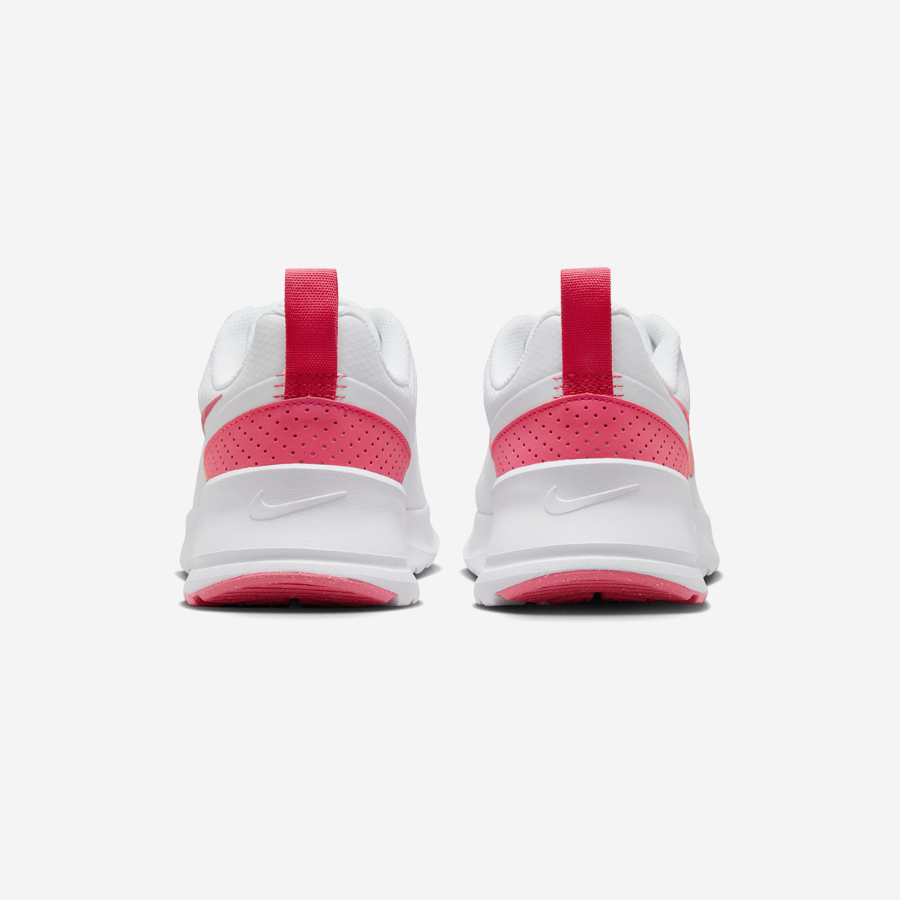 (W) NIKE AIR MAX NUAXIS