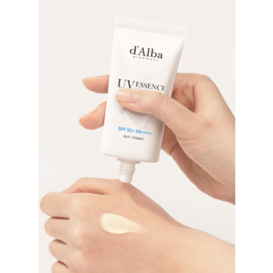 Солнцезащитный крем Dalba Waterful Essence SPF50+PA++++ 50 мл x 2 + Балансирующий веганский гель для умывания 15 мл, 1 набор