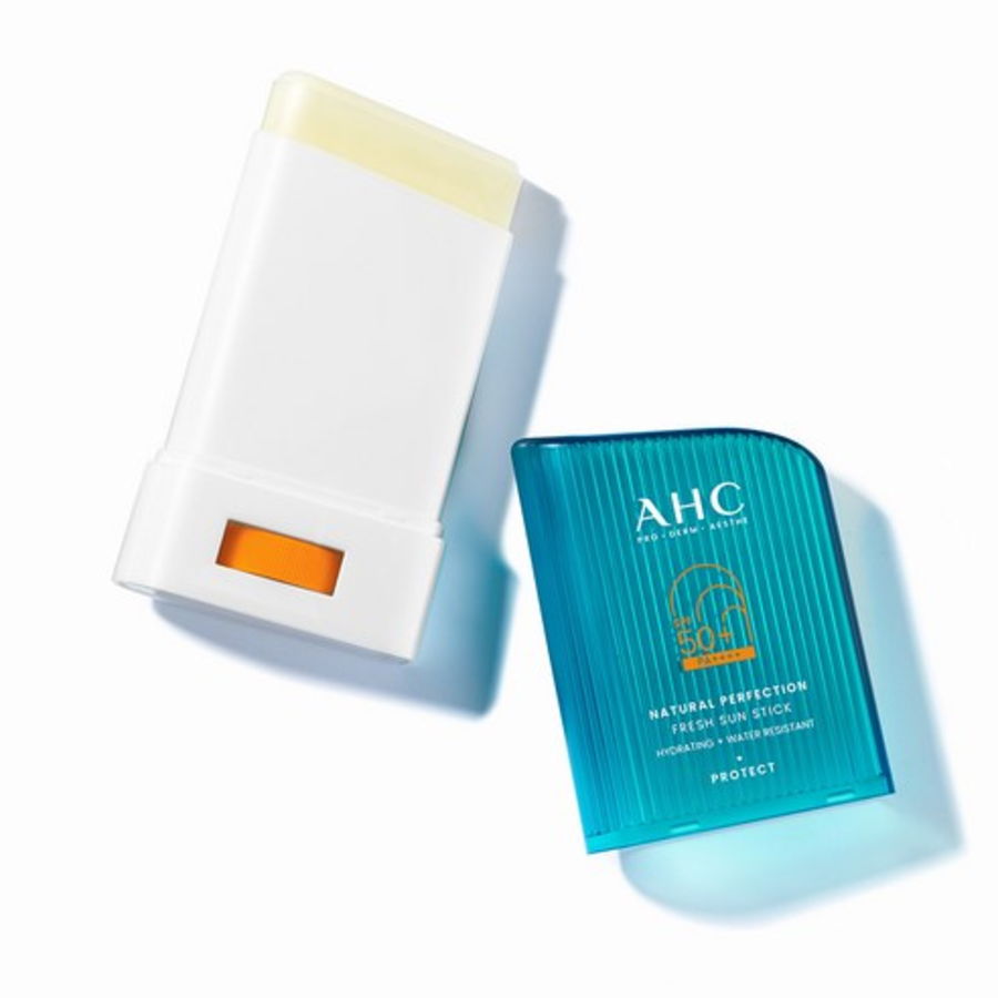 Солнцезащитный крем AHC Natural Perfection Fresh Sun Stick SPF50+ PA++++, 22 г (скидка -70%)