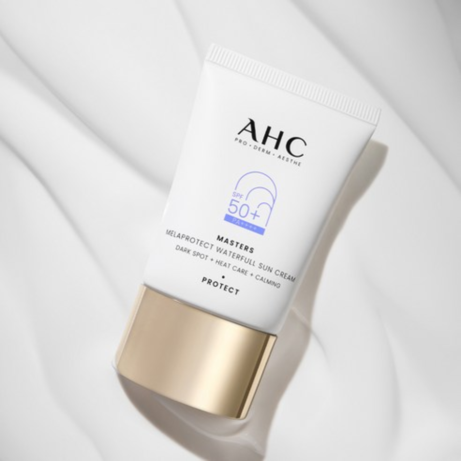 Увлажняющий солнцезащитный крем AHC Masters Melaprotect SPF50+ PA++++, 40 мл (скидка -53%)