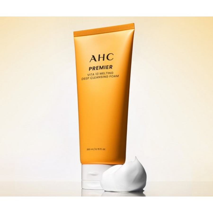 Тающая пенка для глубокого очищения AHC Premier Vita 13 Melting Deep Cleansing Foam, 200 мл