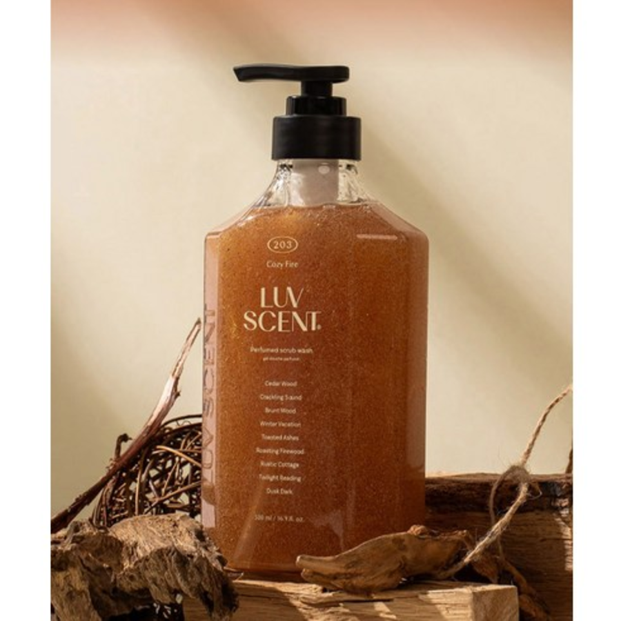Luvscent Scrub Wash Cozy Fire Cedarwood Scent – скраб для тела с ароматом кедра и уютного огня, 500 мл