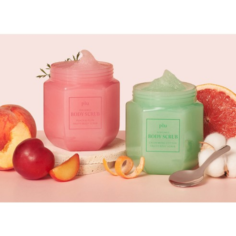 Plu Fruity Perfumed Sugar Body Scrub Green Mocco Cotton – скраб для тела с ароматом зелёного мускуса и хлопка, 500 г