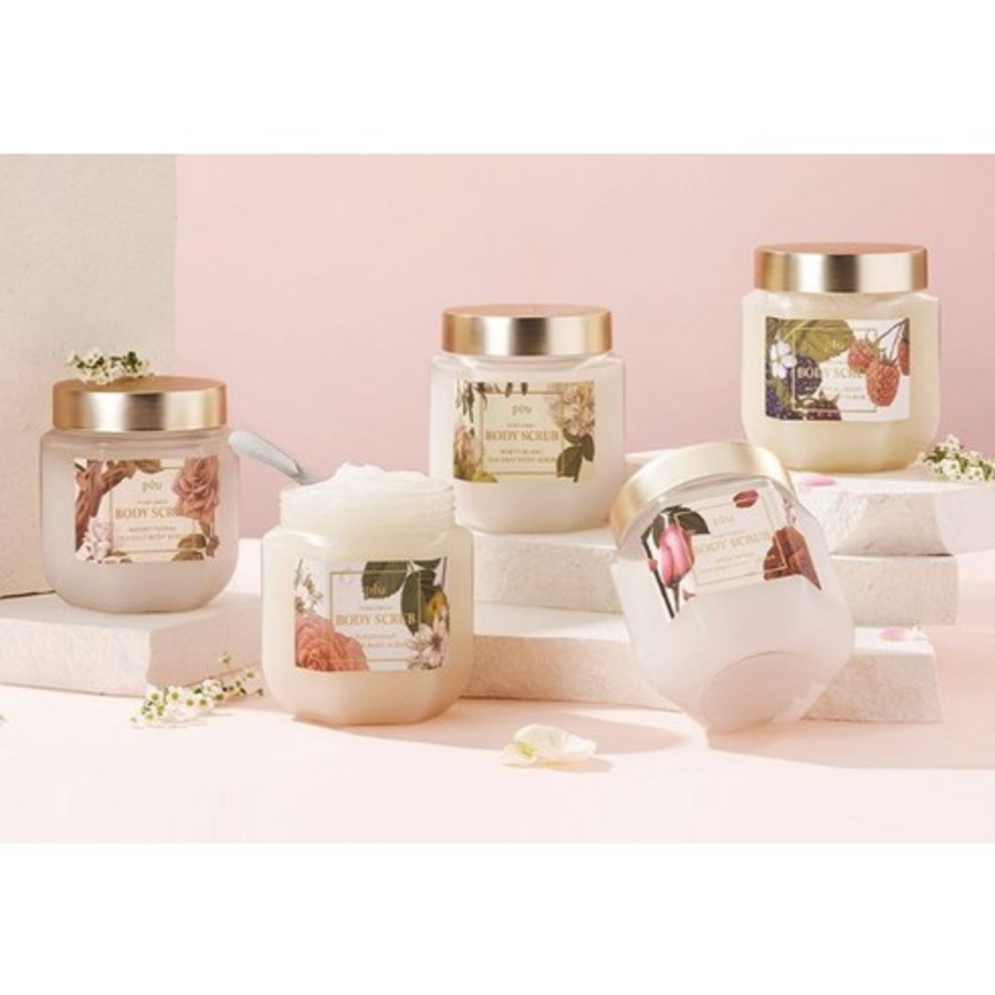 Plu Sea Salt Body Scrub Woody Floral – скраб для тела с морской солью и ароматом древесных цветов, 500 г
