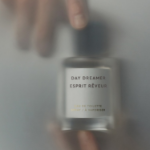 Velment The Moment Perfume Outon Arim Spicy Floral Eau de Toilette – парфюмированная вода с пряно-цветочным ароматом