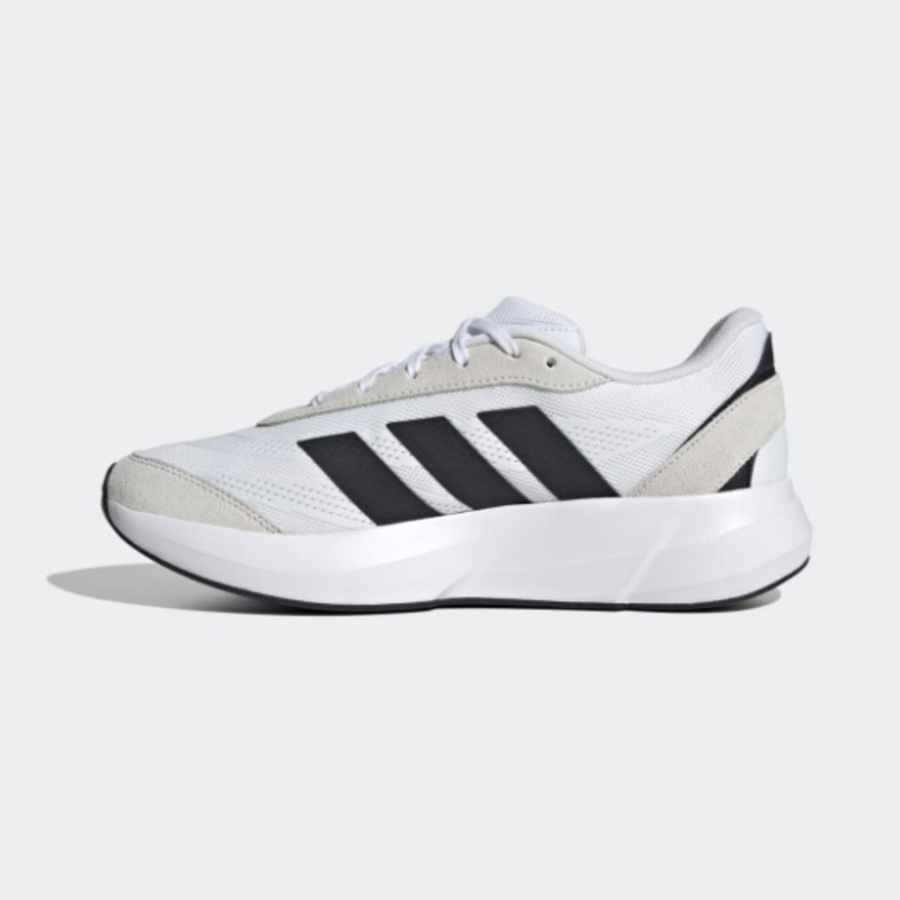 Adidas – кроссовки Lightshift