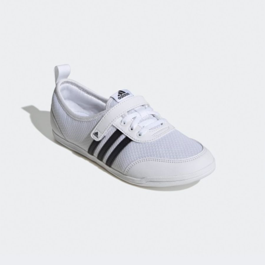 Adidas – кроссовки Diona 2.0