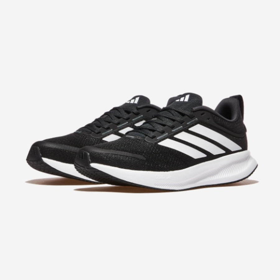 Adidas – кроссовки Runblaze M