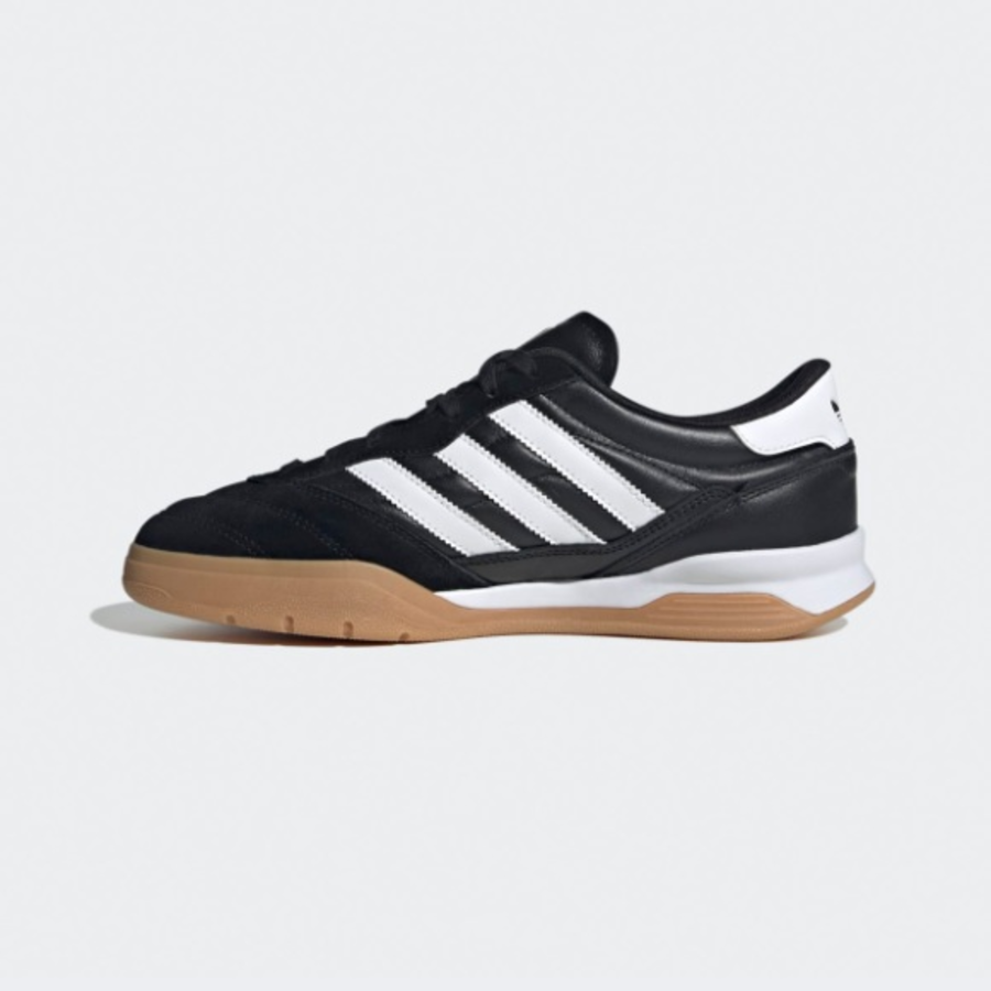 Adidas – кроссовки MUNDIAL FC