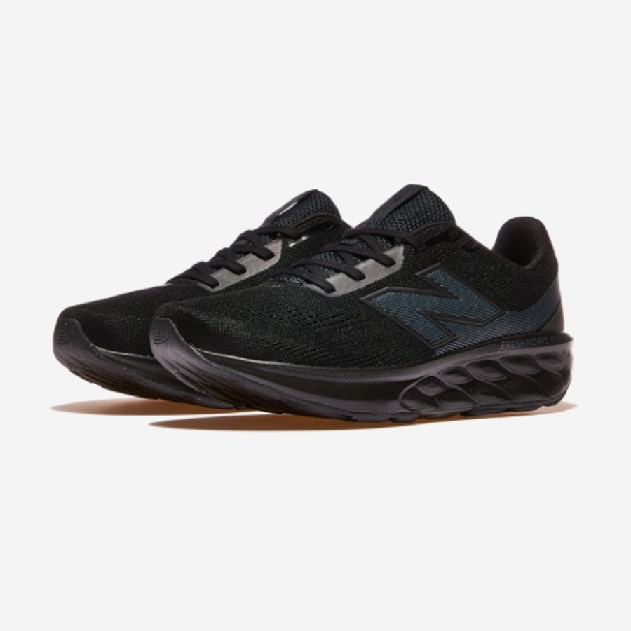 New Balance – кроссовки M520LT9