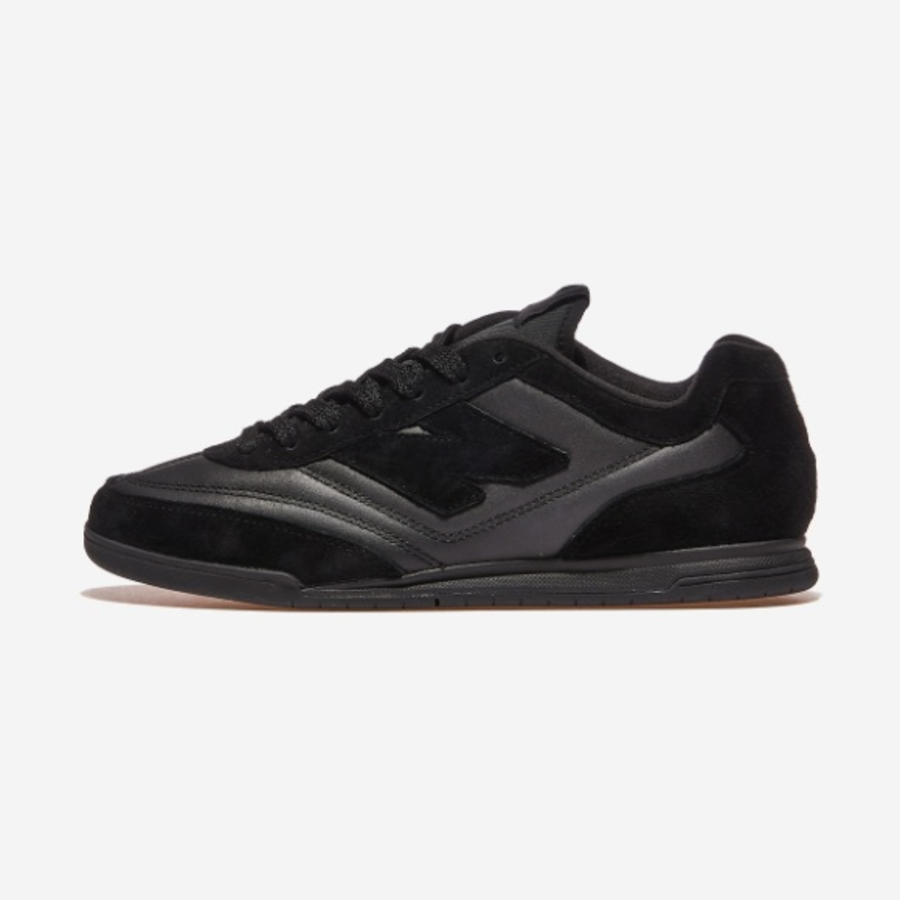 New Balance – кроссовки URC42CK