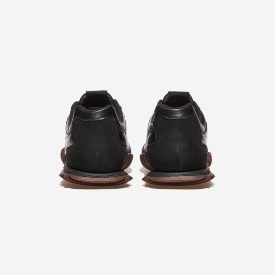 New Balance – кроссовки URC30FH