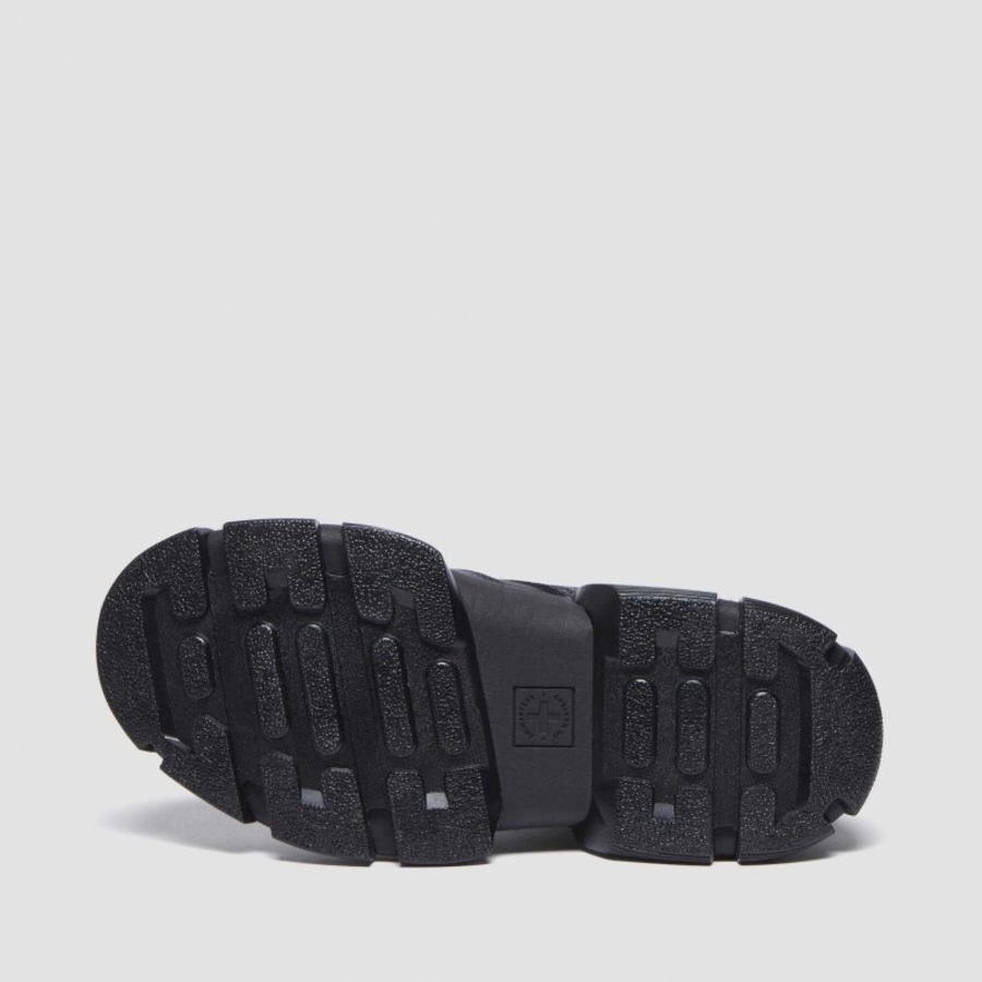Dr. Martens DMXL Rigger