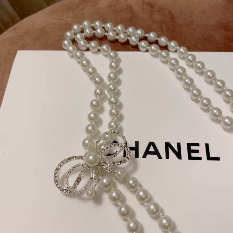 Ribbon Pearl Belt — изящный пояс с бантом и жемчужной нитью для утончённого акцента