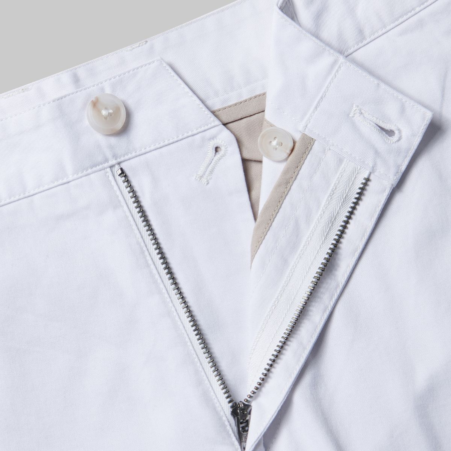 Musinsa Standard Chino Shorts [White]