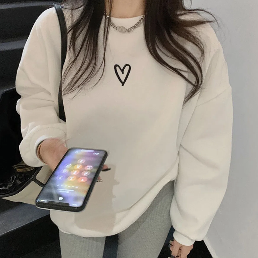 CASUAL HEART Sweatshirt
