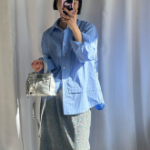Сумка Square Bag с брелоком-ключом в форме сердца — универсальный аксессуар в элегантном стиле