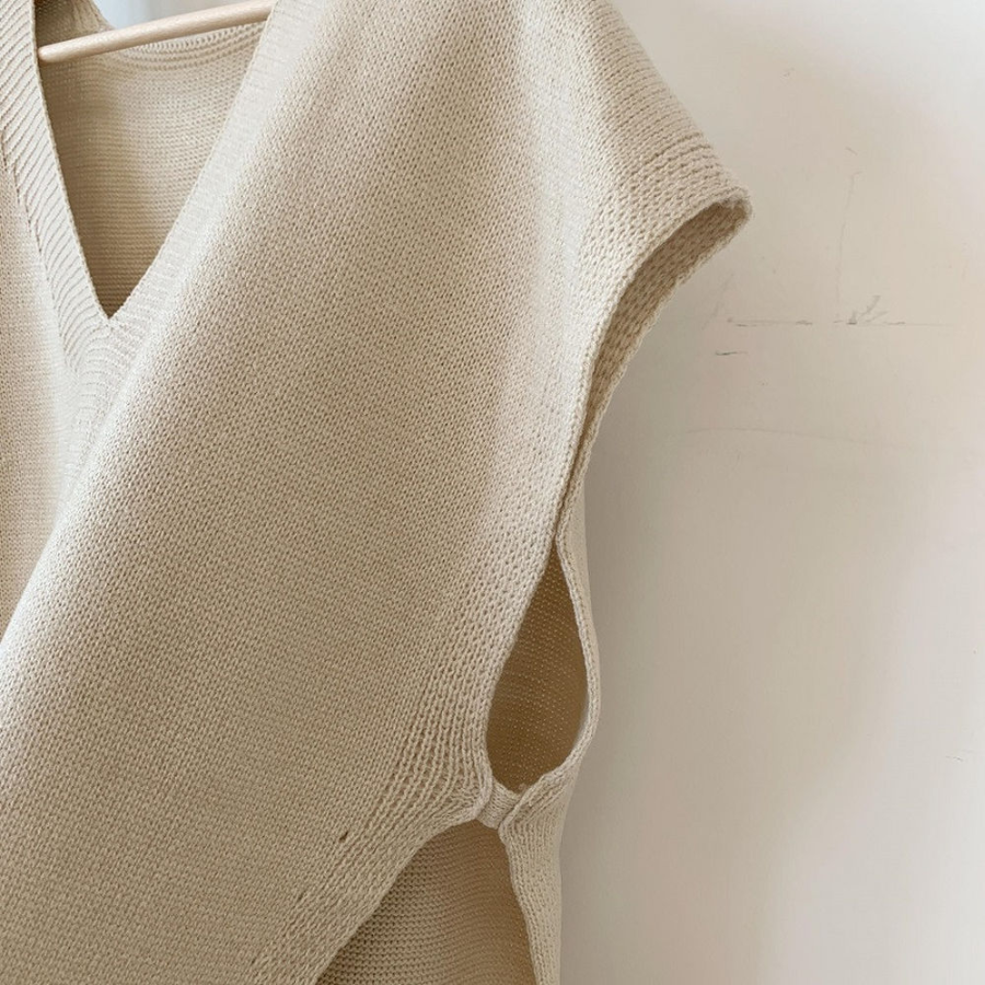 Oversized Knit Vest