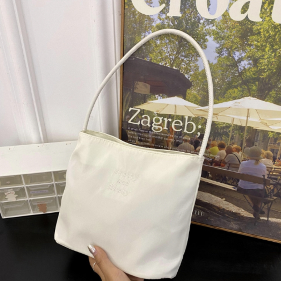 Belena Mini Eco Tote — компактная и лёгкая сумка для минималистичных образов