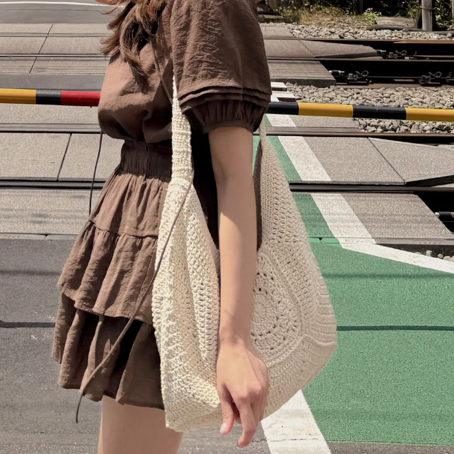 Daph Crochet Shoulder Bag — уютная текстура и летнее настроение