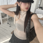 Eyelet Vintage Studded Leather Bag — характер и винтаж в одном образе
