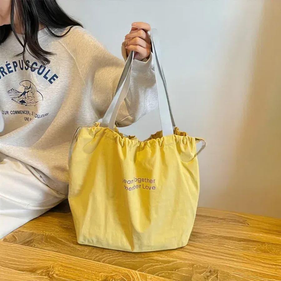 Basic Nylon Lettering Eco Shoulder Tote — лёгкость и практичность каждый день