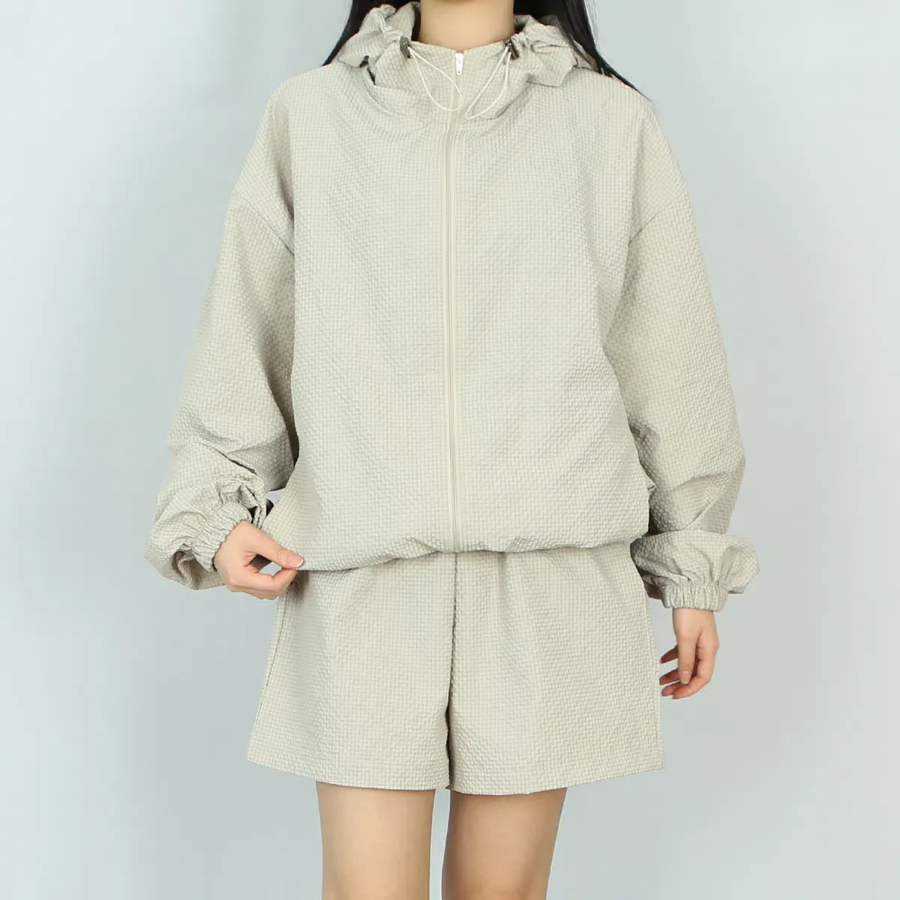 Wind – Crinkle Check High Neck Hooded Zip-Up Windbreaker