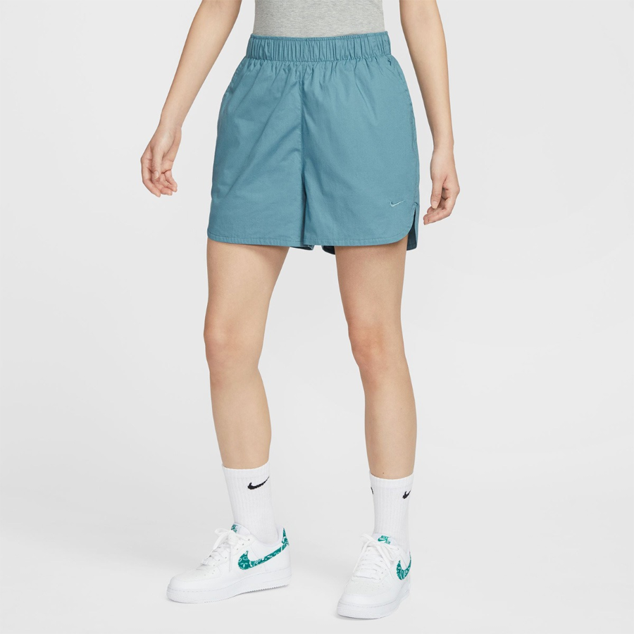 Nike Sportswear Chill Poplin Women's Mid-Rise 5-Inch Shorts