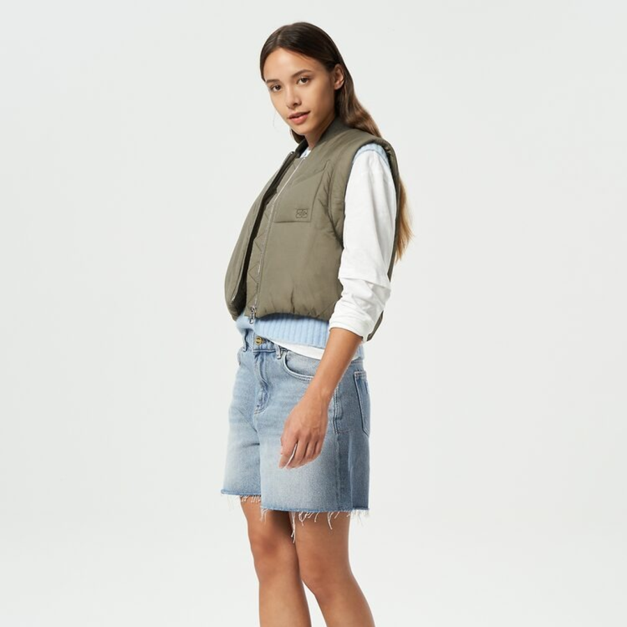 GANNI Quilt Short Vest – Black