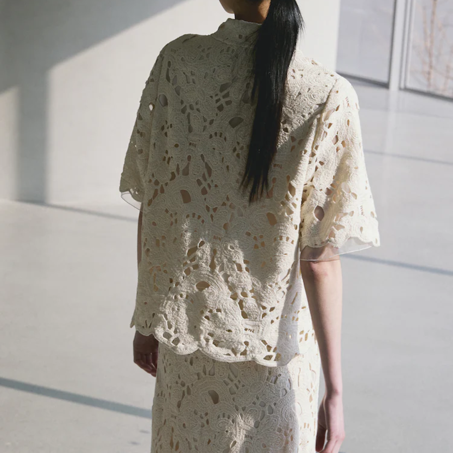 KUHO Lace Collar Neck Blouse – Ivory