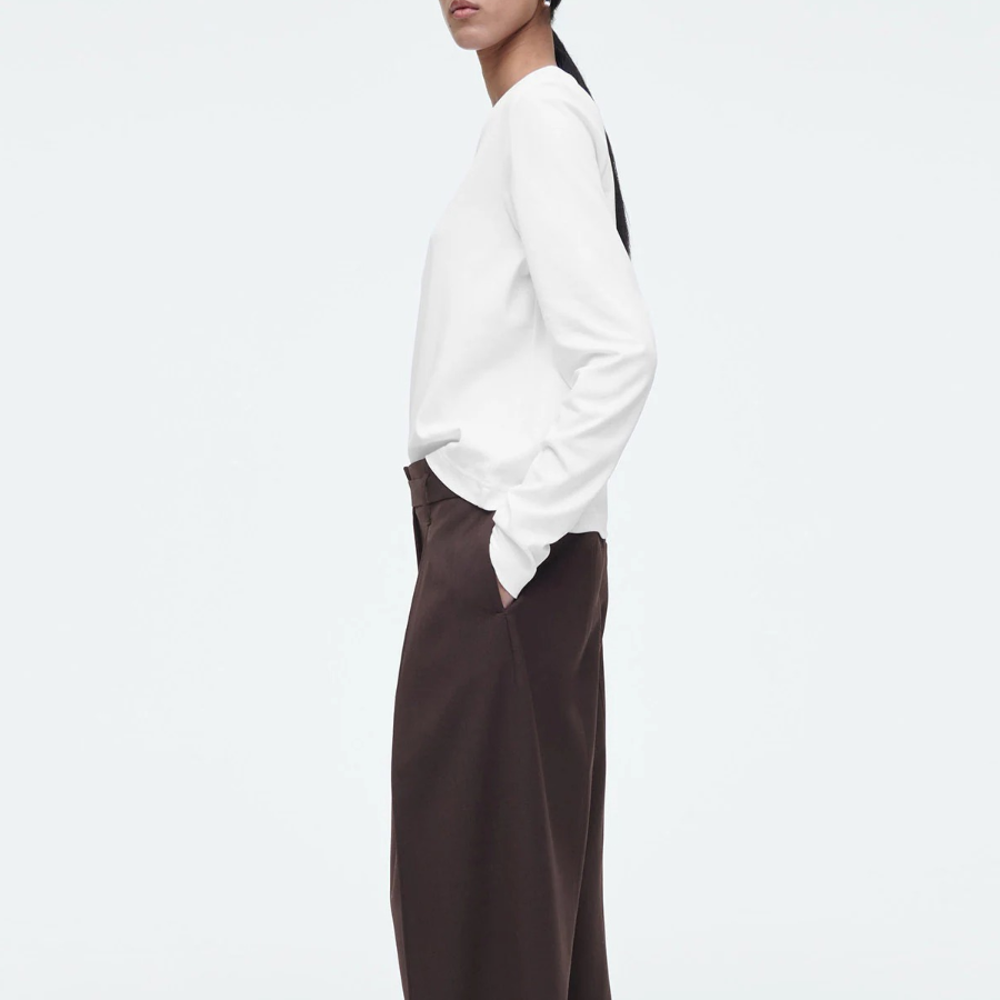 COS – Clean Cut Regular Long Sleeve T-Shirt