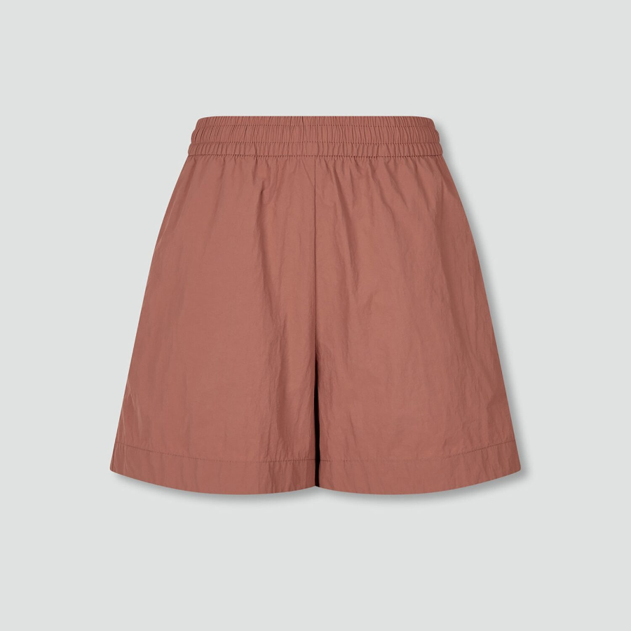 JAJU Crisp Half Banding Pants (Brick) — лёгкие и стильные шорты с эластичным поясом и насыщенным кирпичным оттенком