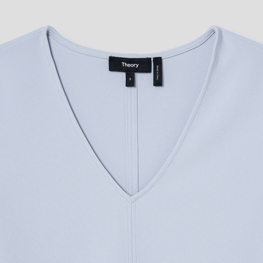Theory Women Admiral Crepe Vneck Slit Blouse - Pearl Blue