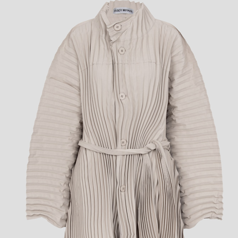 ISSEY MIYAKE Wavering Pleats Coat - Ash Beige