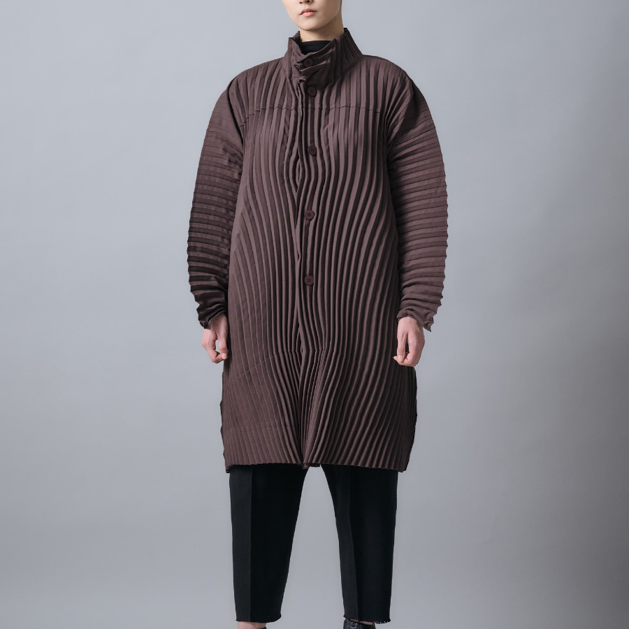 ISSEY MIYAKE Wavering Pleats Coat - Nasu Brown