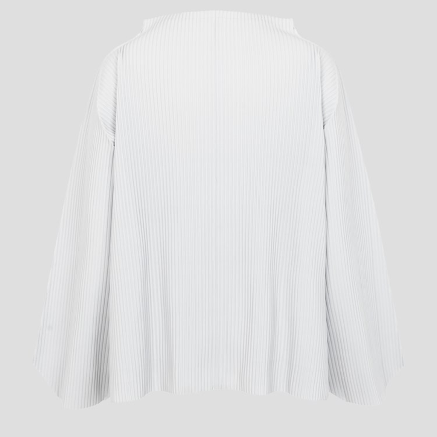 me ISSEY MIYAKE Hexagon Pleats Cardigan - Light Gray