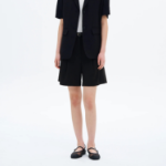 8 seconds Poly Two‑Tuck Short Pants — Black