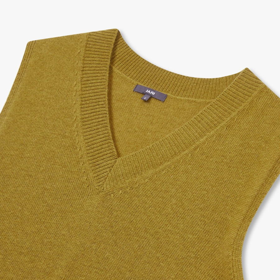JAJU Merino Wool V-Neck Knit Vest – Olive