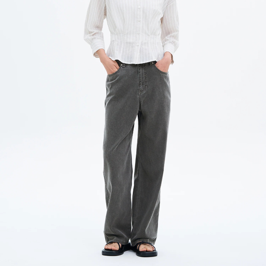 Pigment Banding Straight Denim — Gray
