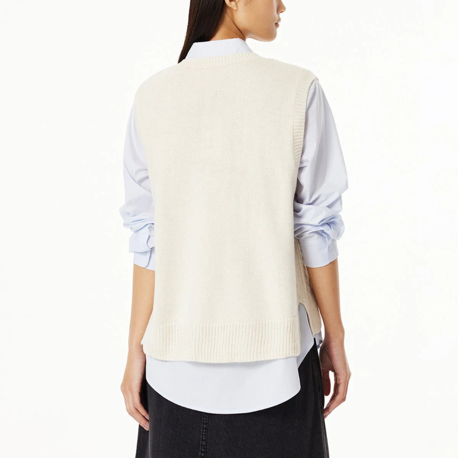 JAJU V-Neck Cable Vest – Beige